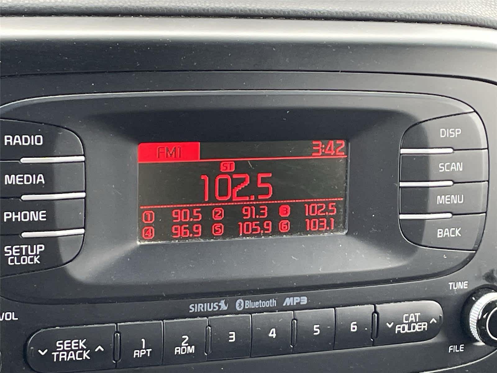 Thumbnail: 2016 Kia Soul - 19