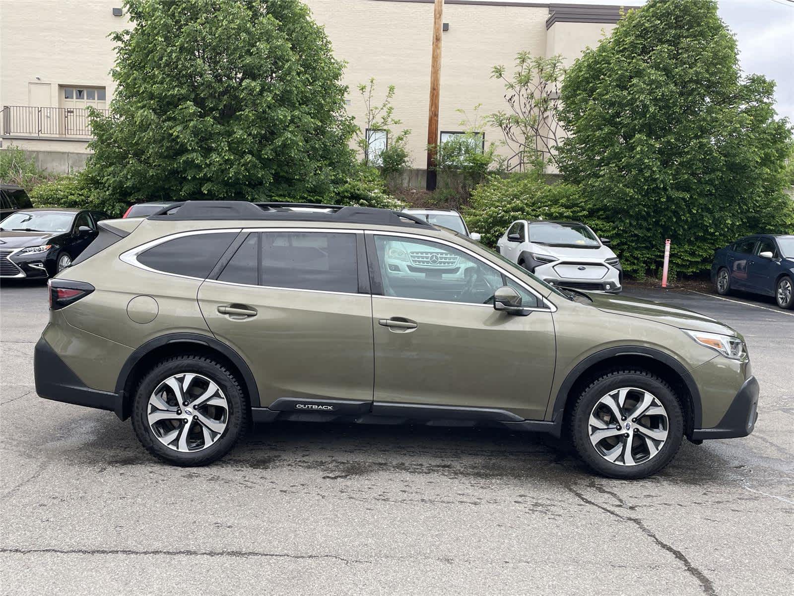 Thumbnail: 2020 Subaru Outback - 3