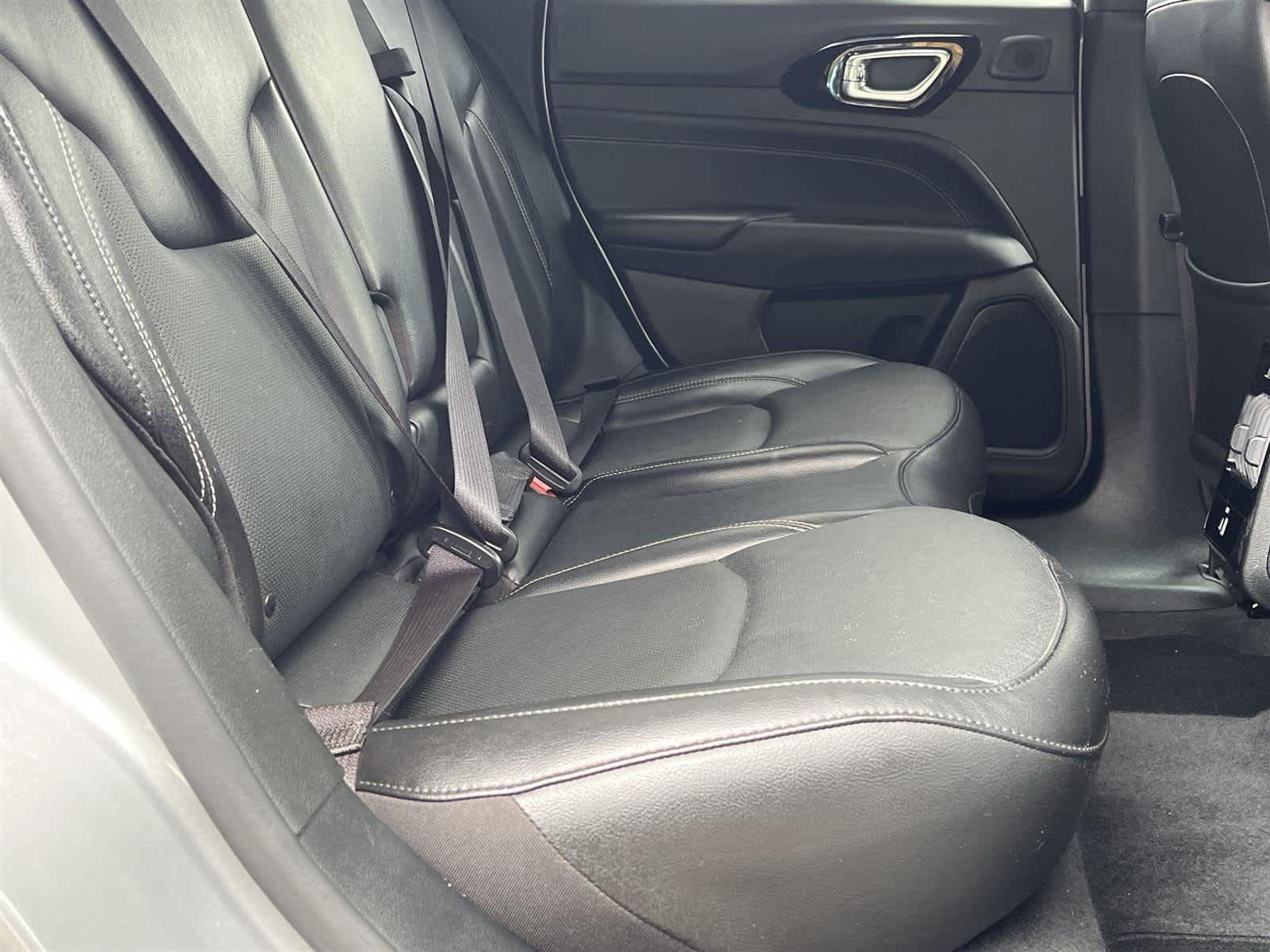 Thumbnail: 2023 Jeep Compass - 17