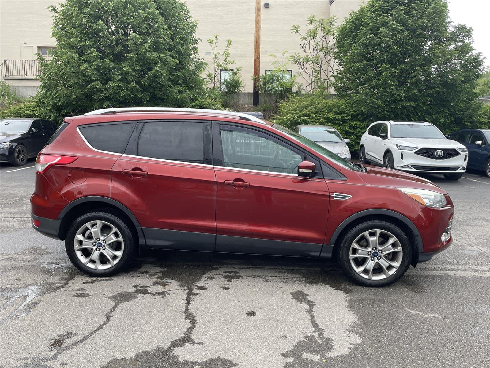 Thumbnail: 2014 Ford Escape - 3