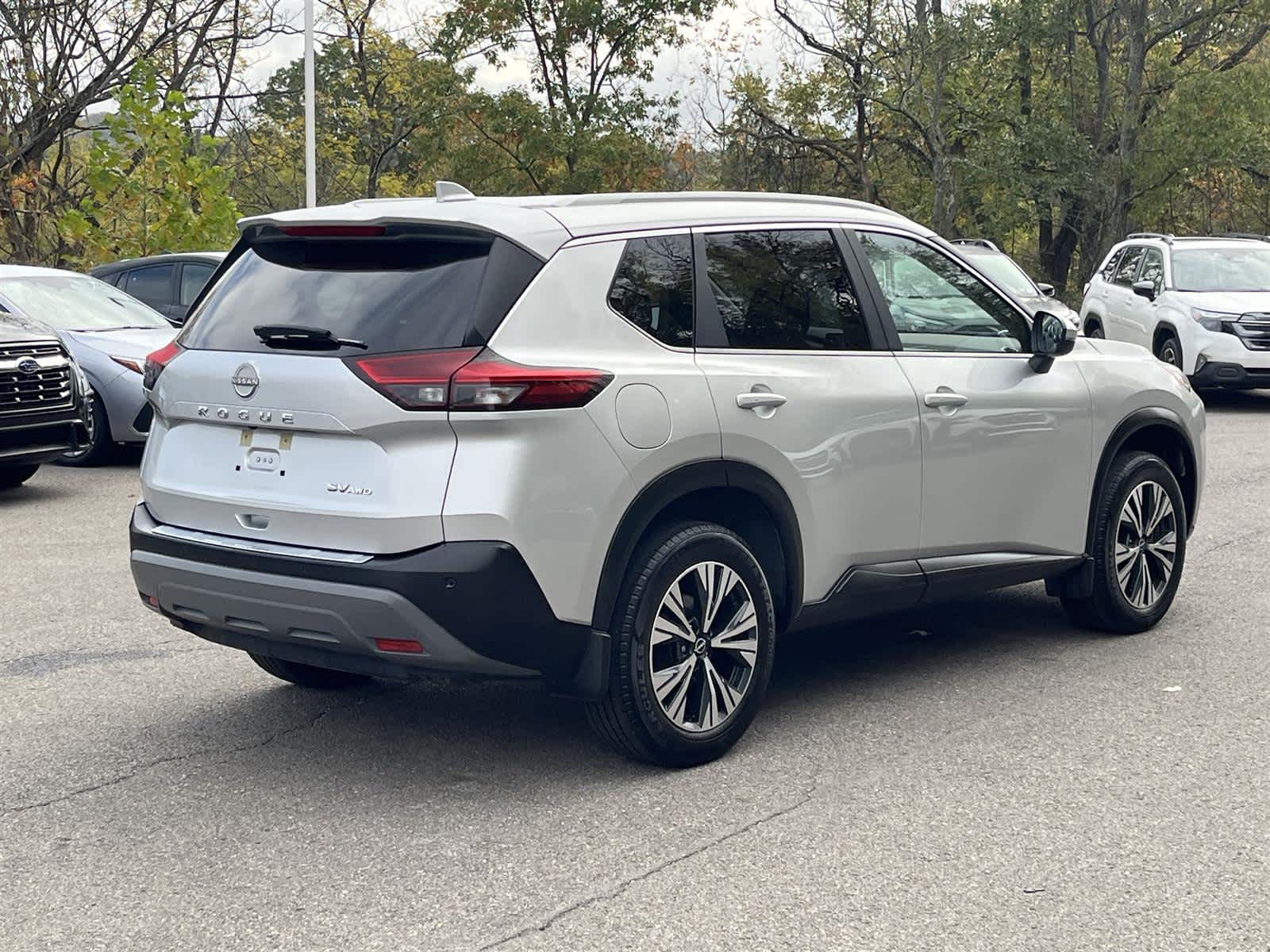 Thumbnail: 2022 Nissan Rogue - 5