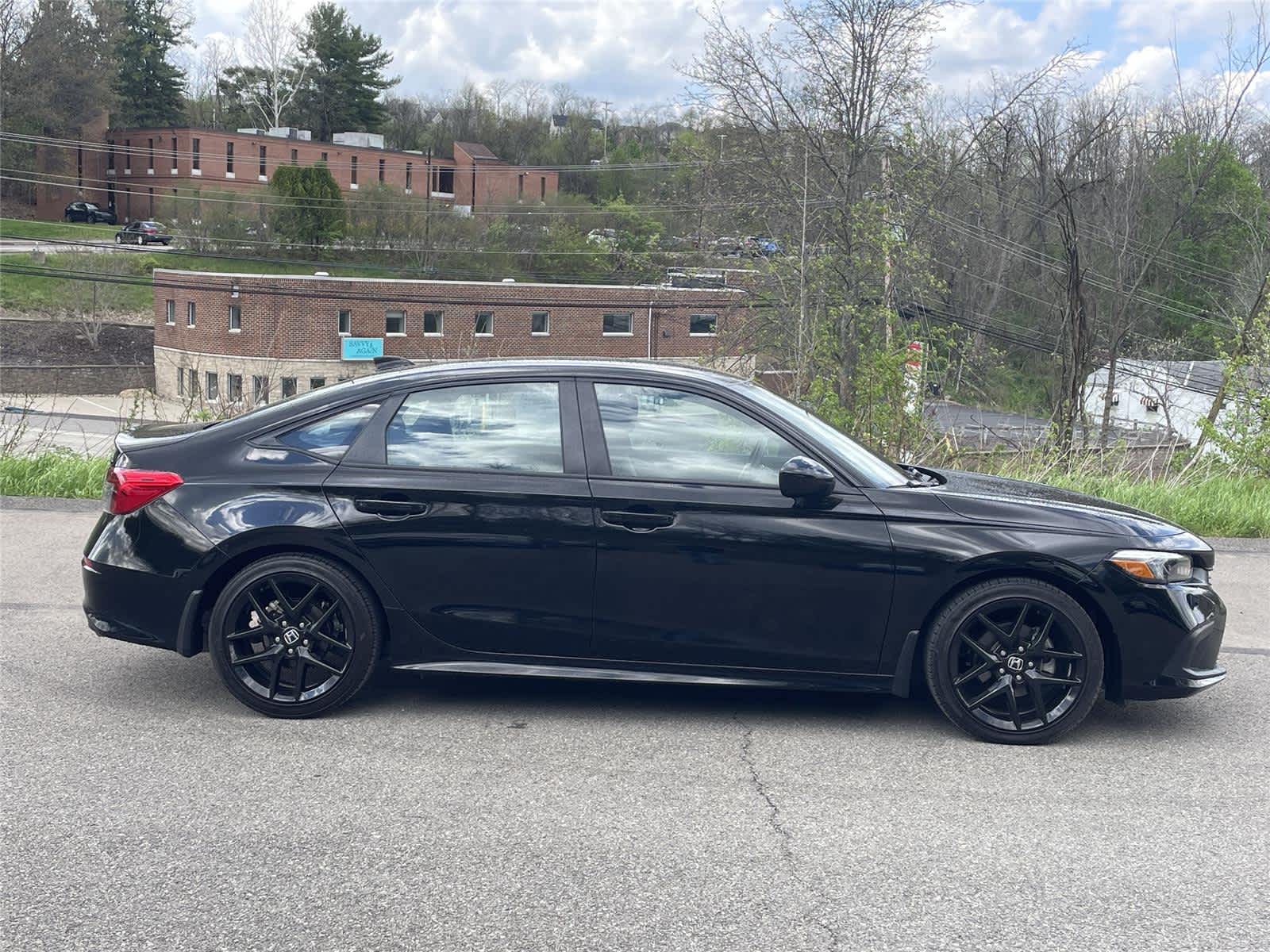 Thumbnail: 2022 Honda Civic - 6