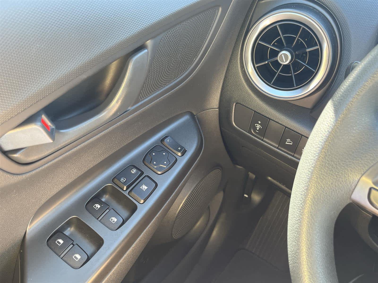 Thumbnail: 2023 Hyundai Kona - 24