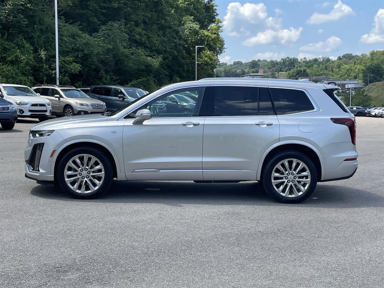 Thumbnail: 2020 Cadillac XT6 - 2