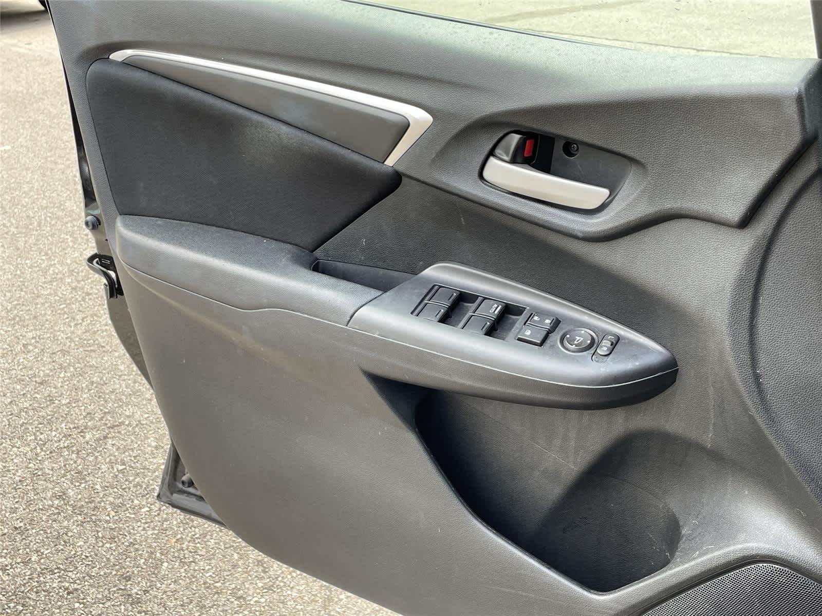 Thumbnail: 2015 Honda Fit - 15