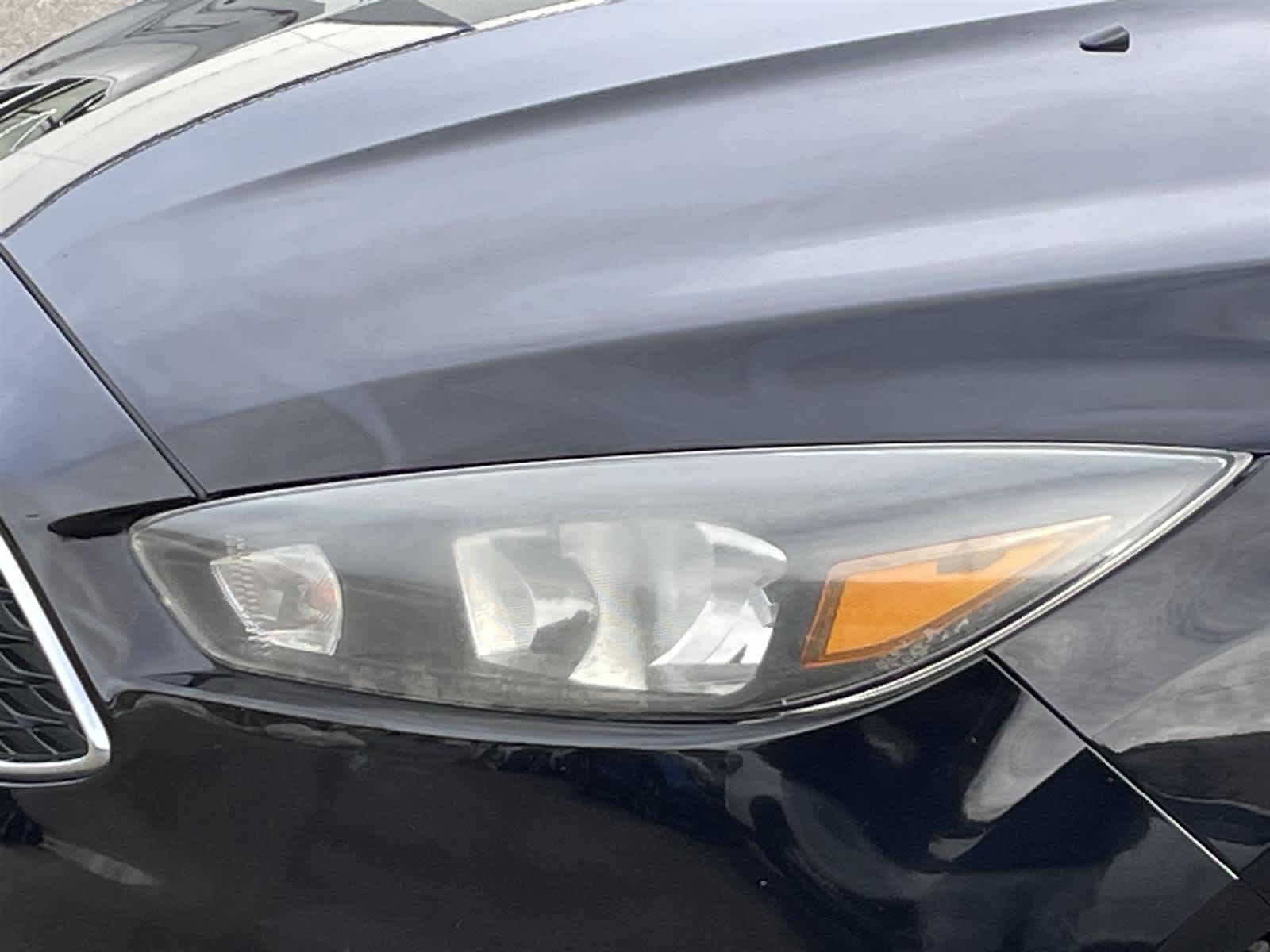 Thumbnail: 2018 Ford Focus - 9