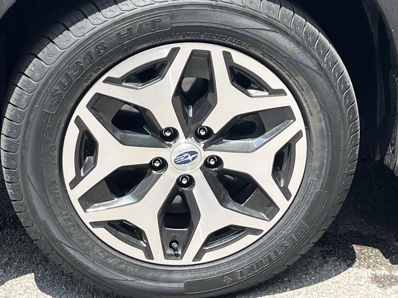 2022 Subaru Forester Premium 10