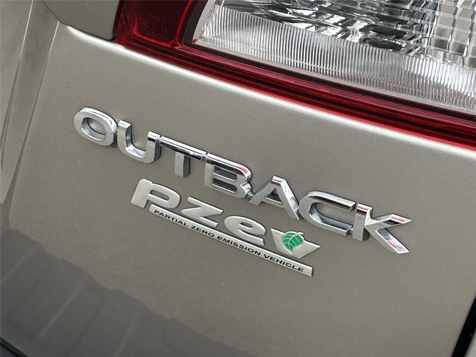 Thumbnail: 2015 Subaru Outback - 10