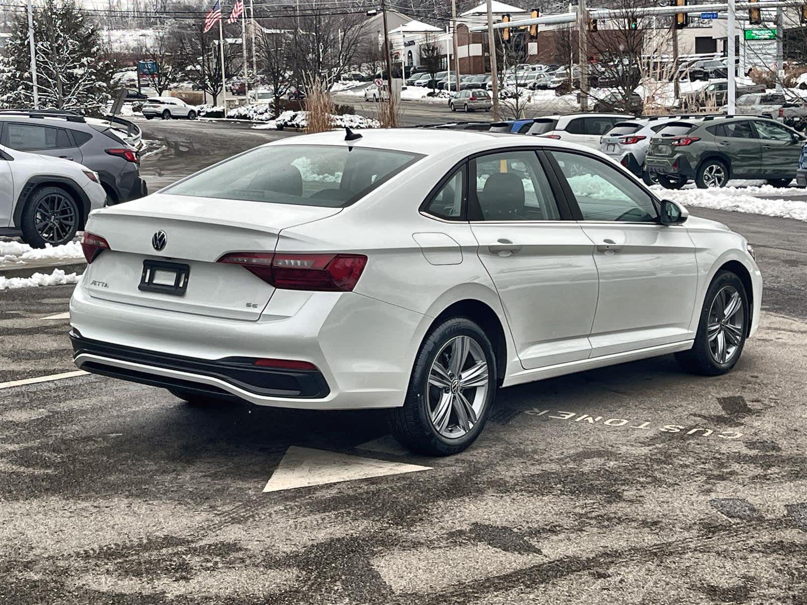 Thumbnail: 2024 Volkswagen Jetta - 5