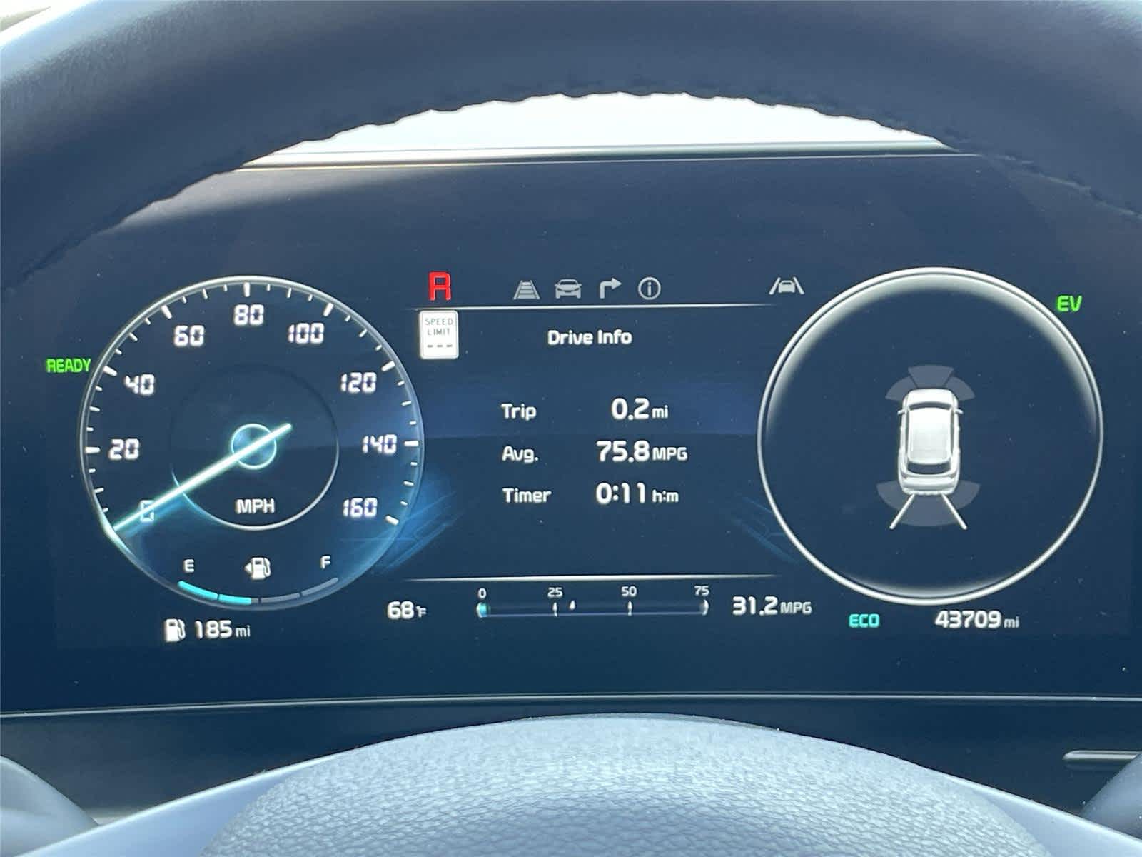 Thumbnail: 2023 Kia Sportage - 32