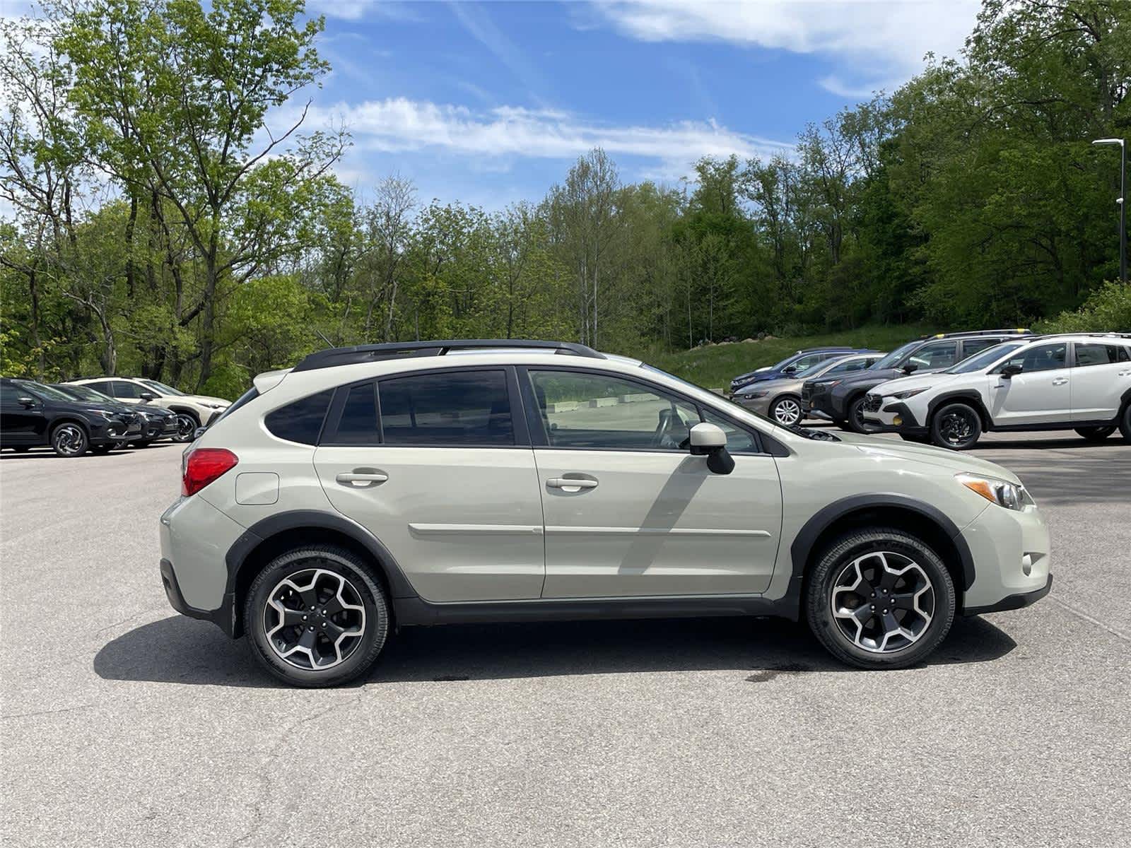 Thumbnail: 2015 Subaru XV Crosstrek - 3