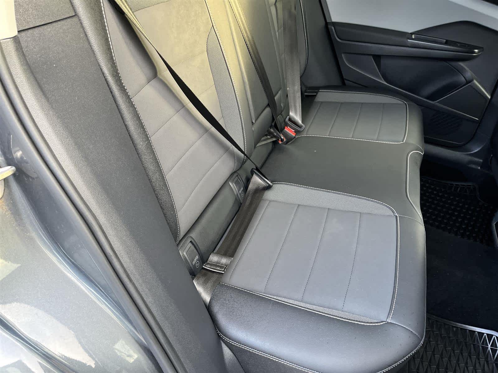 Thumbnail: 2022 Volkswagen Taos - 15