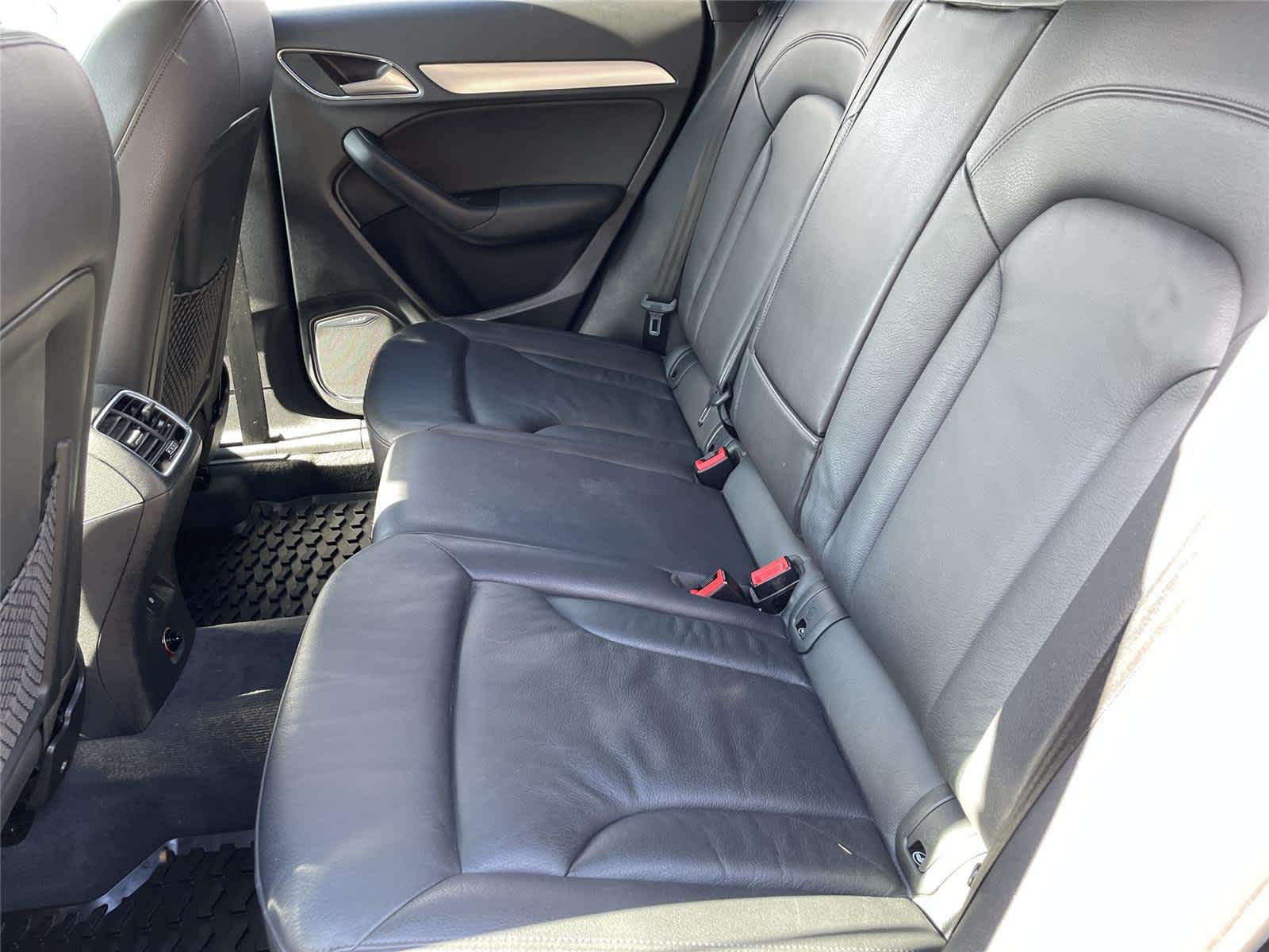 Thumbnail: 2017 Audi Q3 - 15