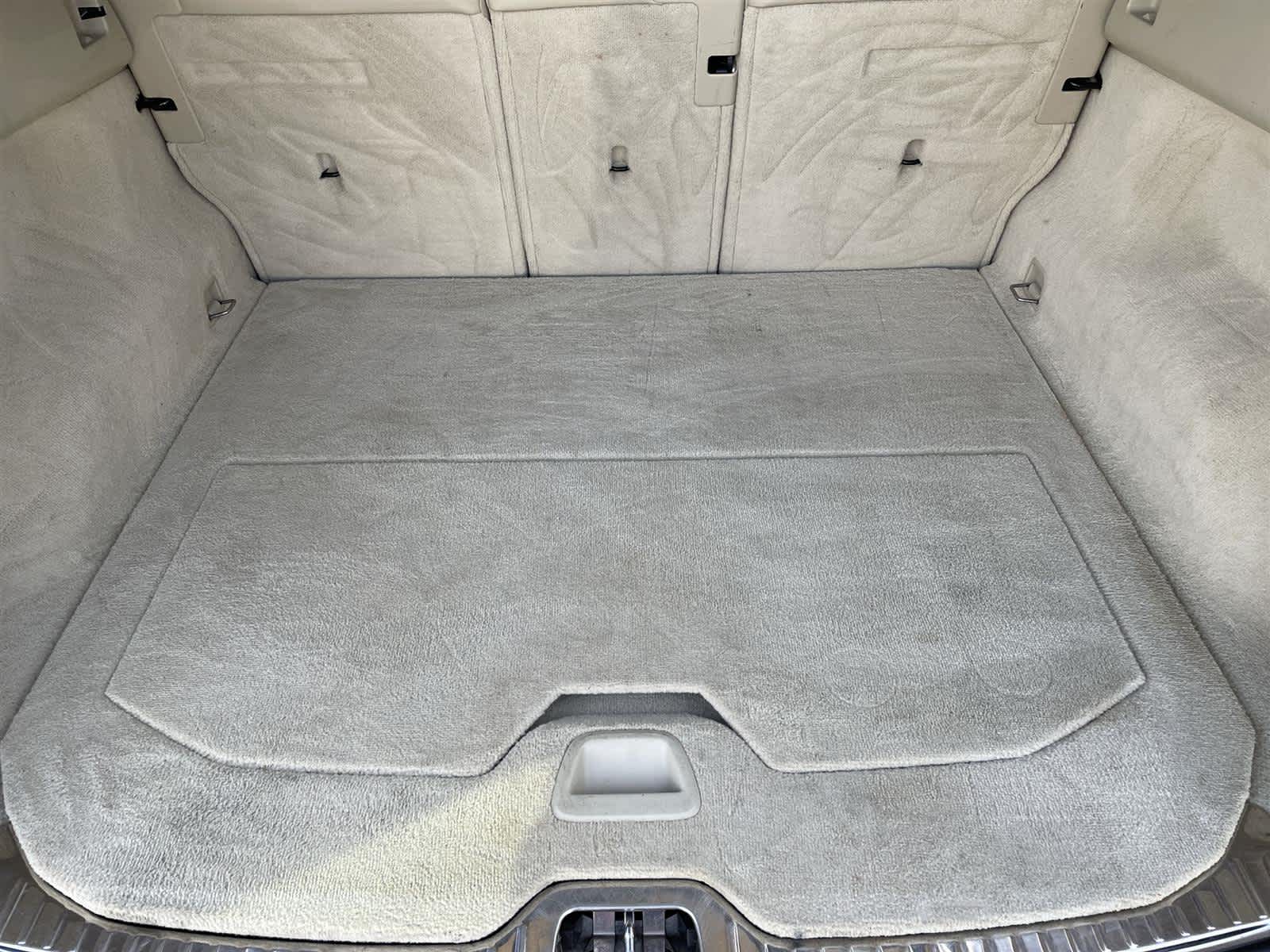 Thumbnail: 2016 Volvo XC60 - 16