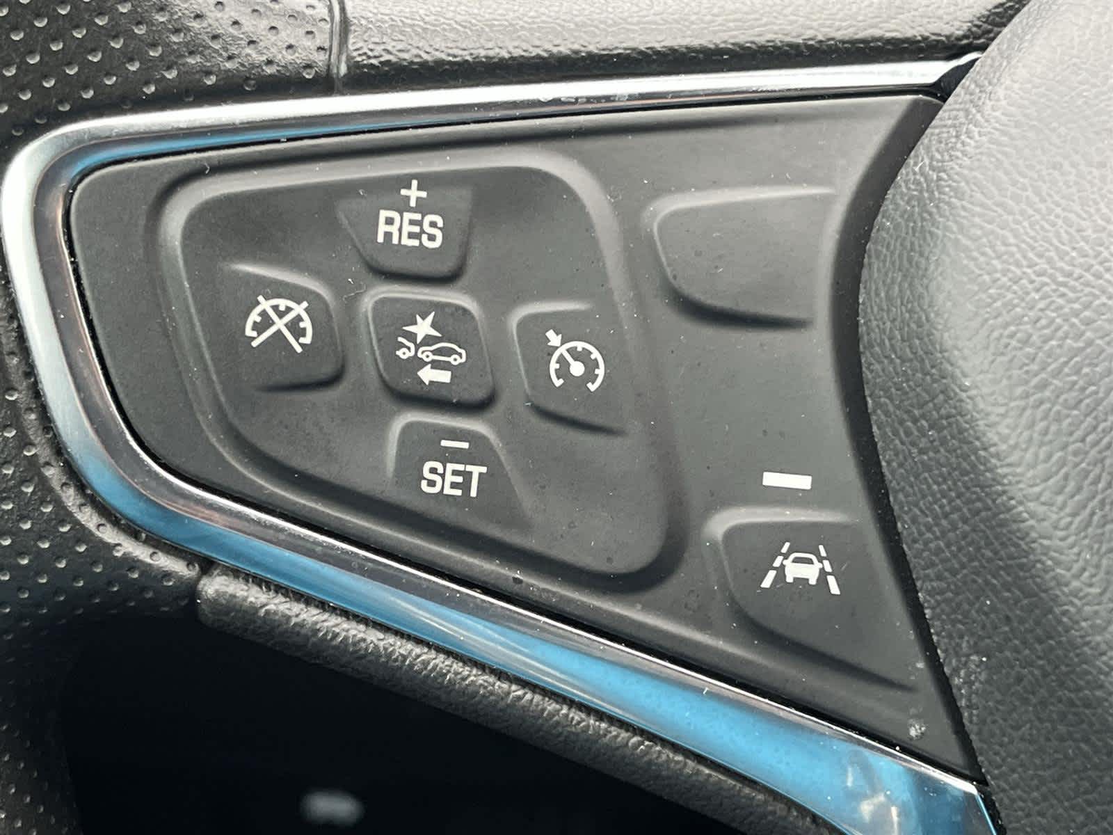 Thumbnail: 2023 Chevrolet Malibu - 27