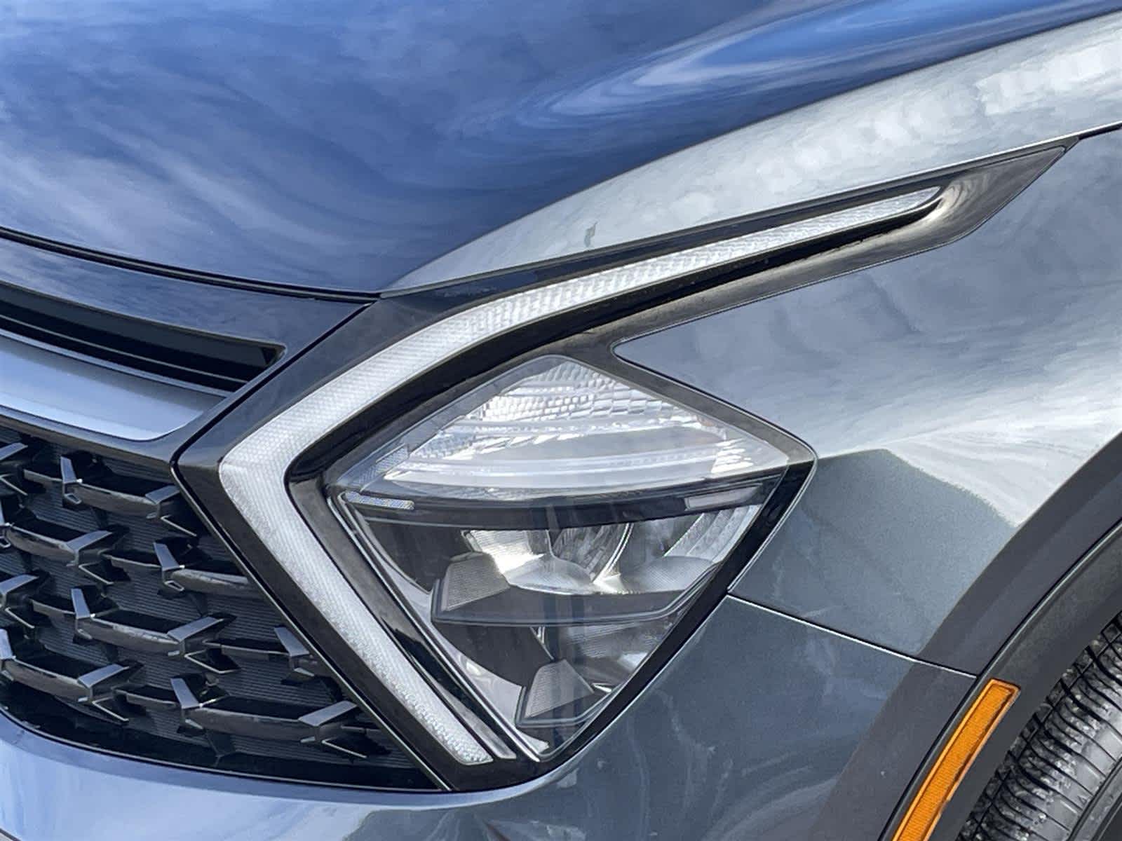 Thumbnail: 2023 Kia Sportage - 9