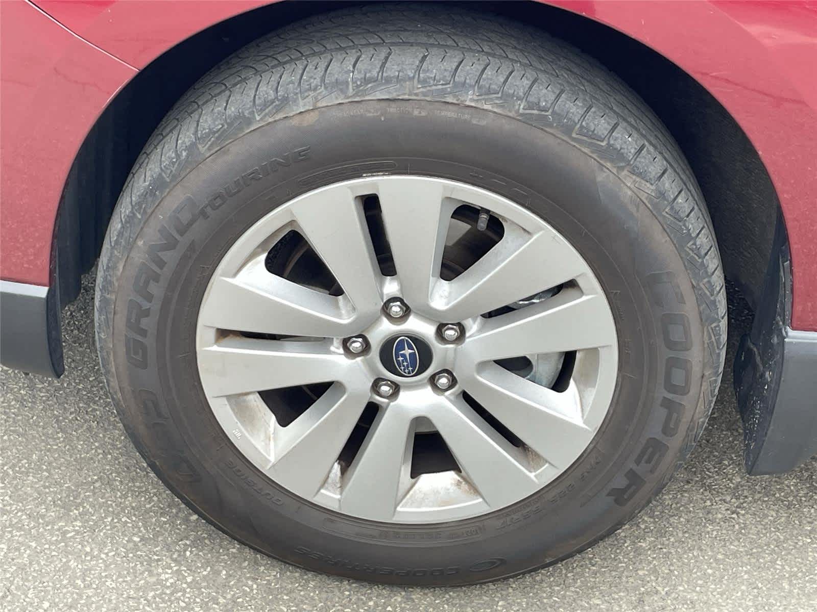 Thumbnail: 2015 Subaru Outback - 9