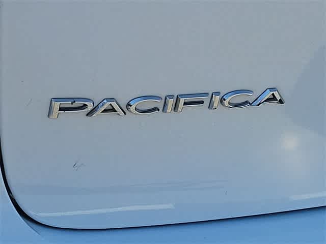 2018 Chrysler Pacifica L 22