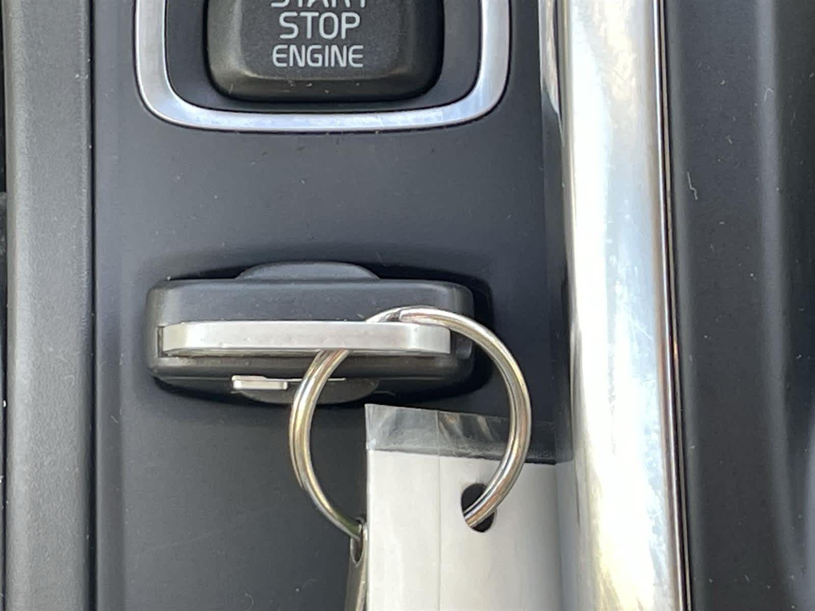 Thumbnail: 2016 Volvo XC60 - 31