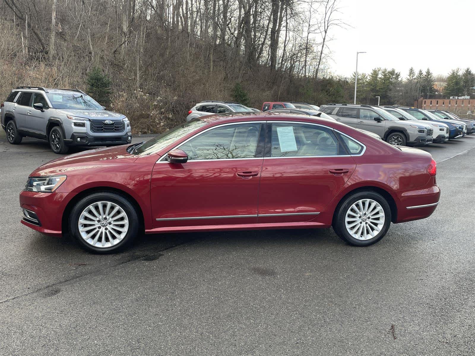 Thumbnail: 2016 Volkswagen Passat - 2