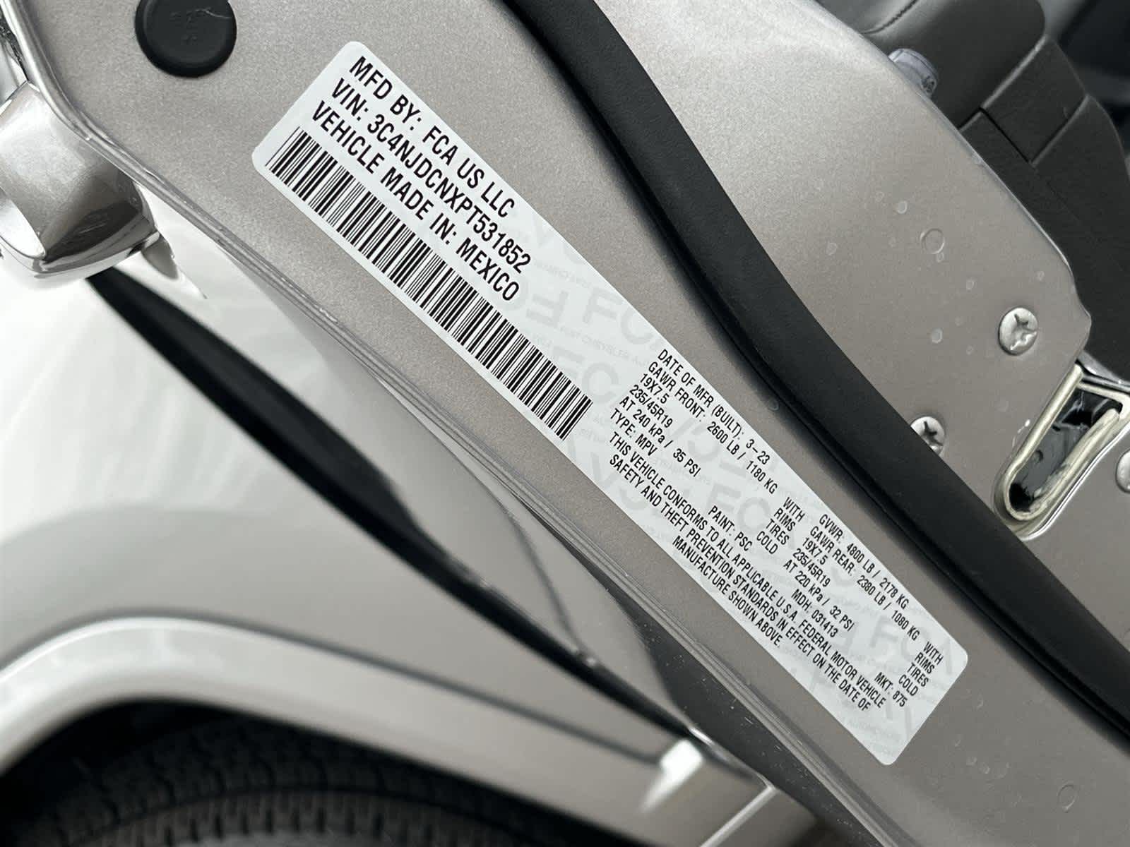 Thumbnail: 2023 Jeep Compass - 34