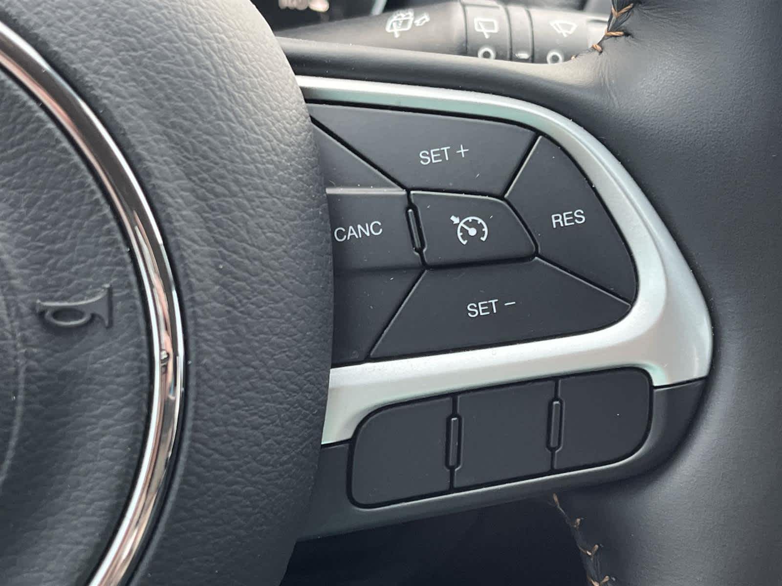 Thumbnail: 2019 Jeep Compass - 26