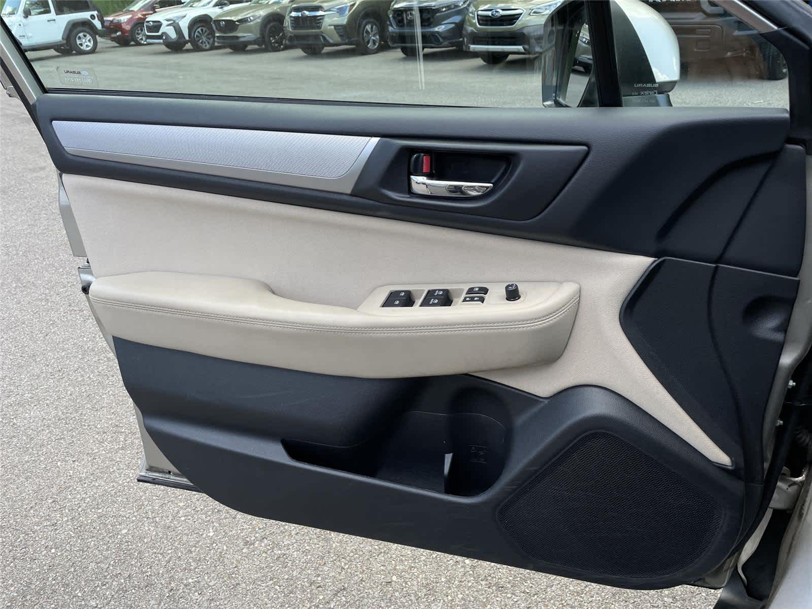 Thumbnail: 2015 Subaru Outback - 19