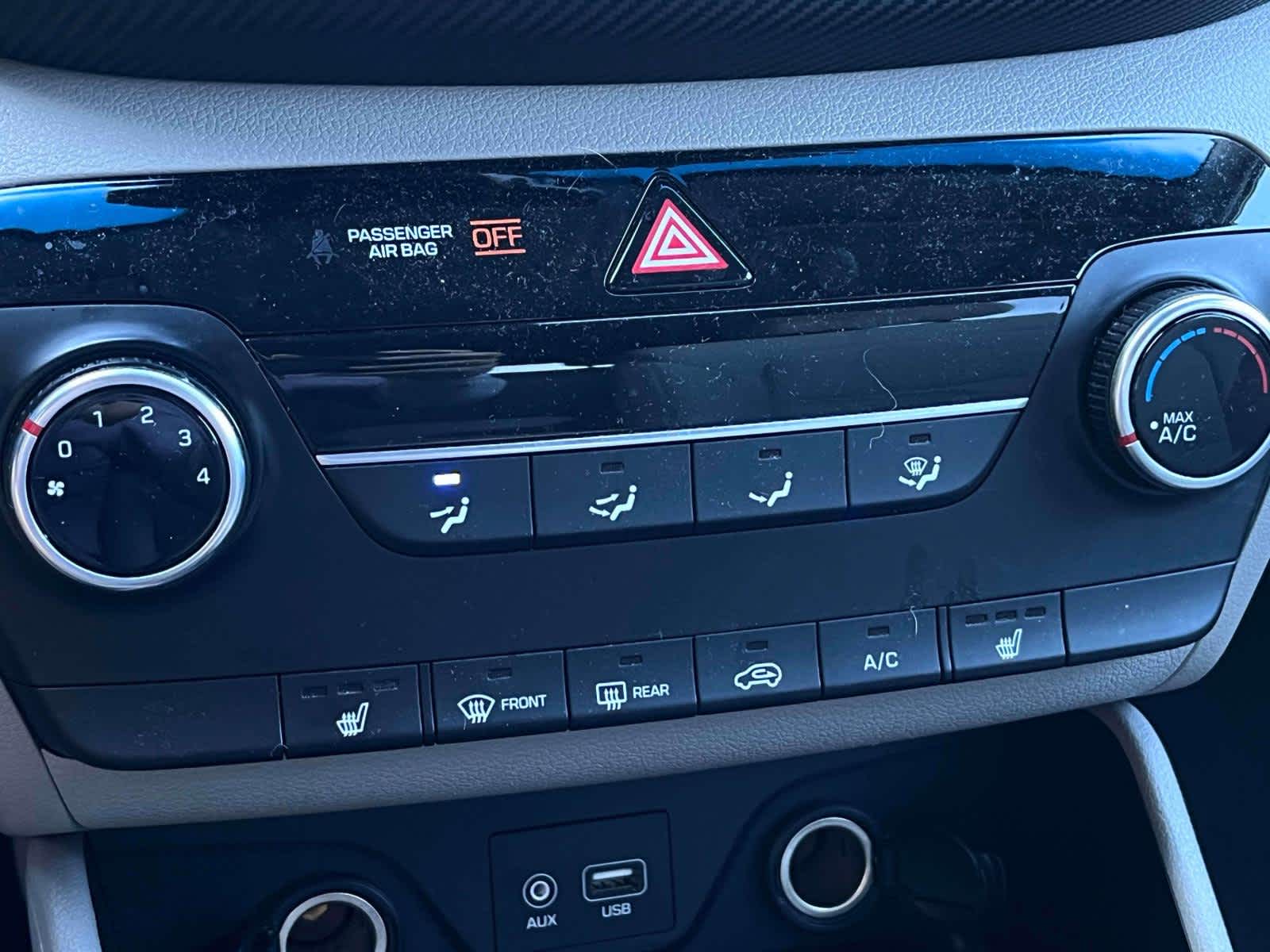 Thumbnail: 2019 Hyundai Tucson - 12