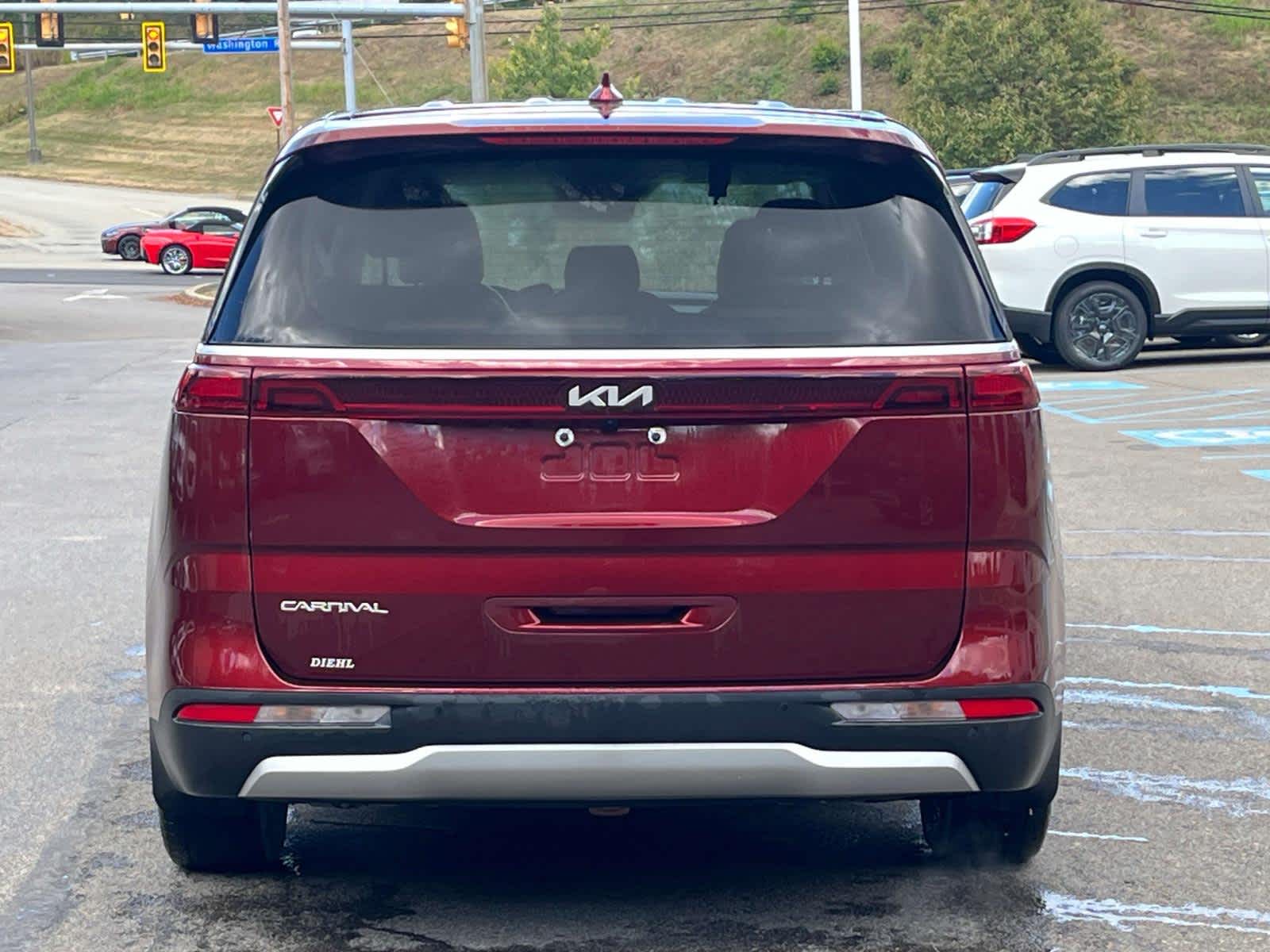 Thumbnail: 2024 Kia Carnival - 4