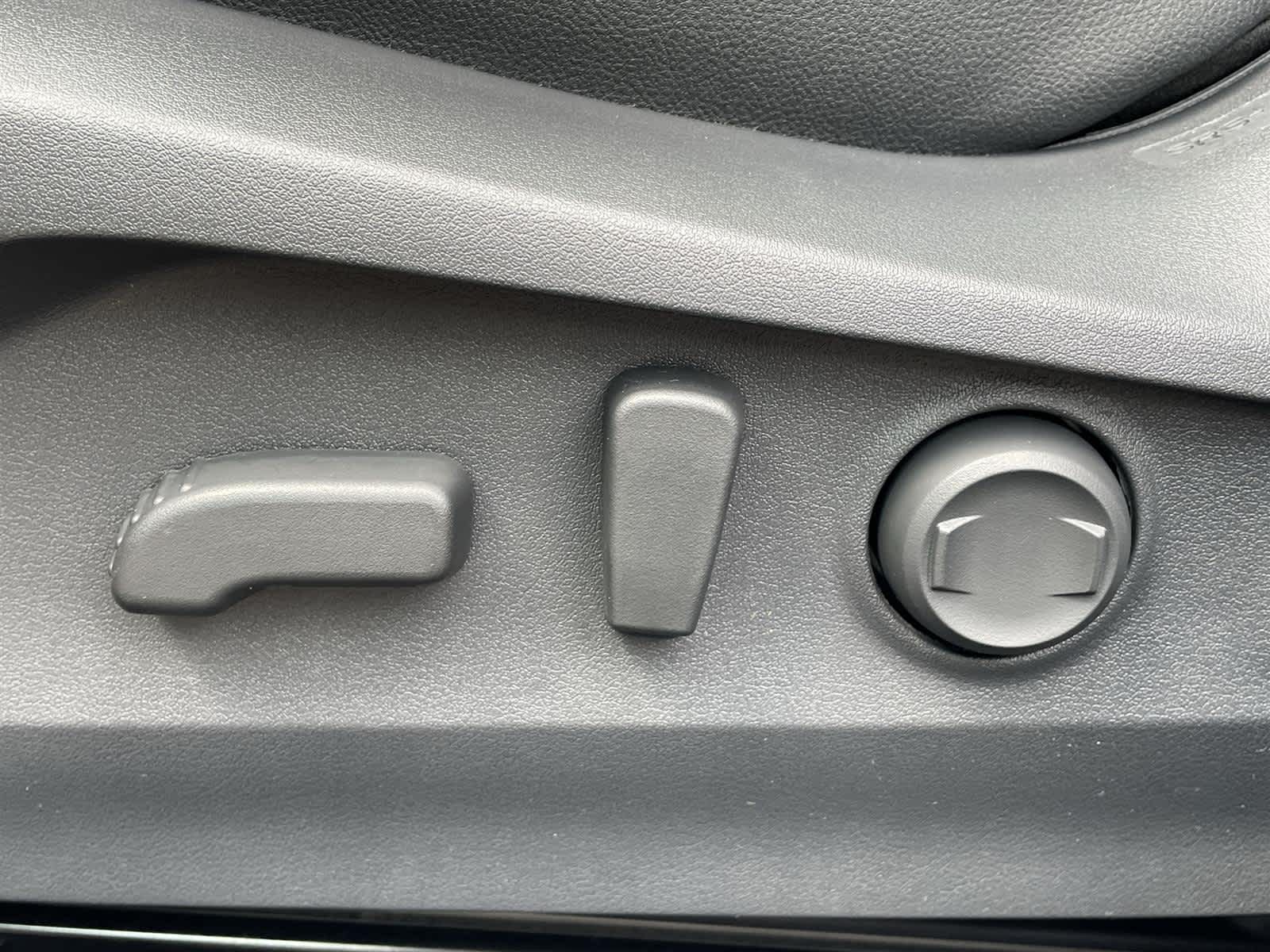 Thumbnail: 2025 Subaru Outback - 13