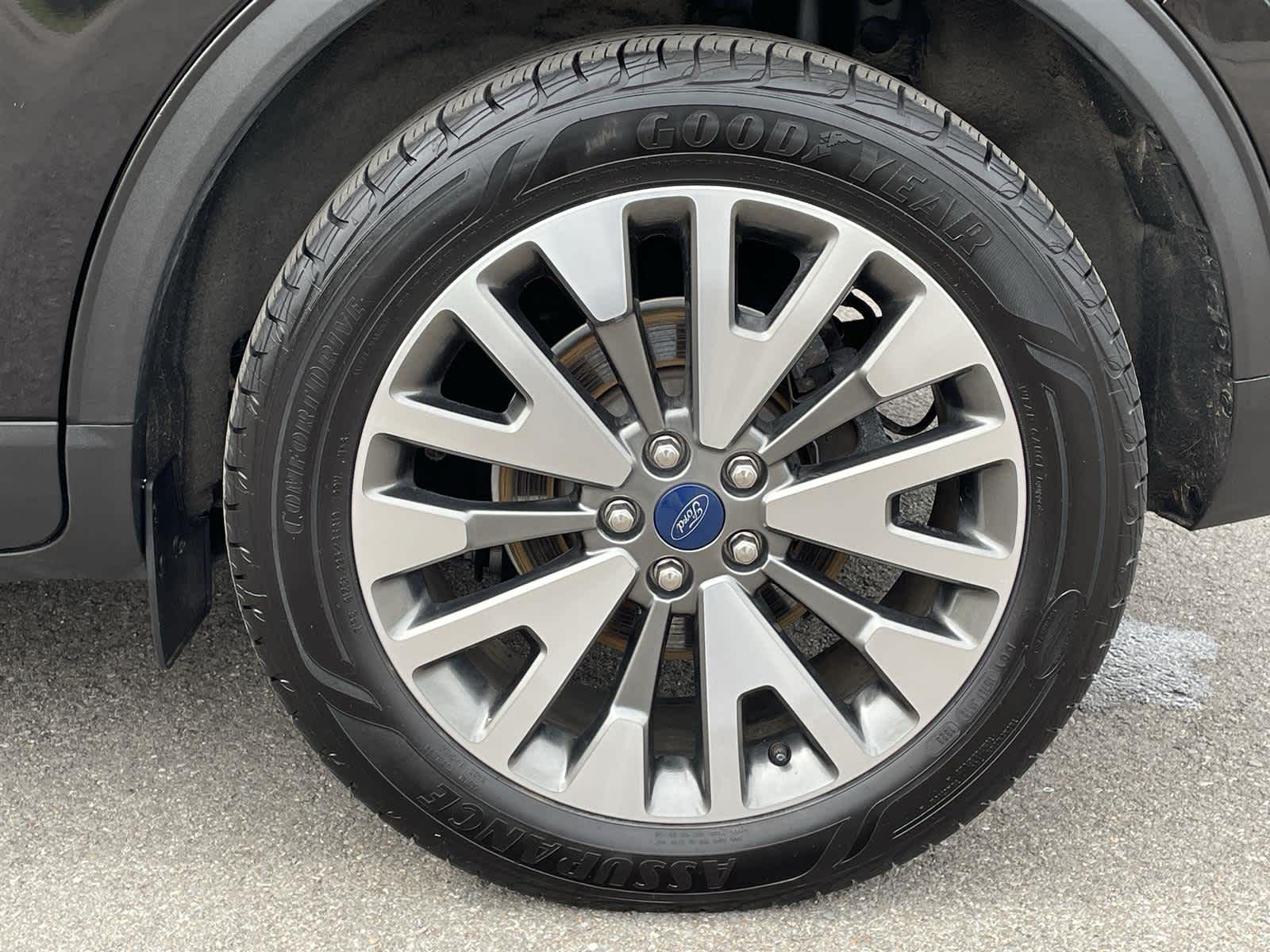 2020 Ford Escape Titanium 11