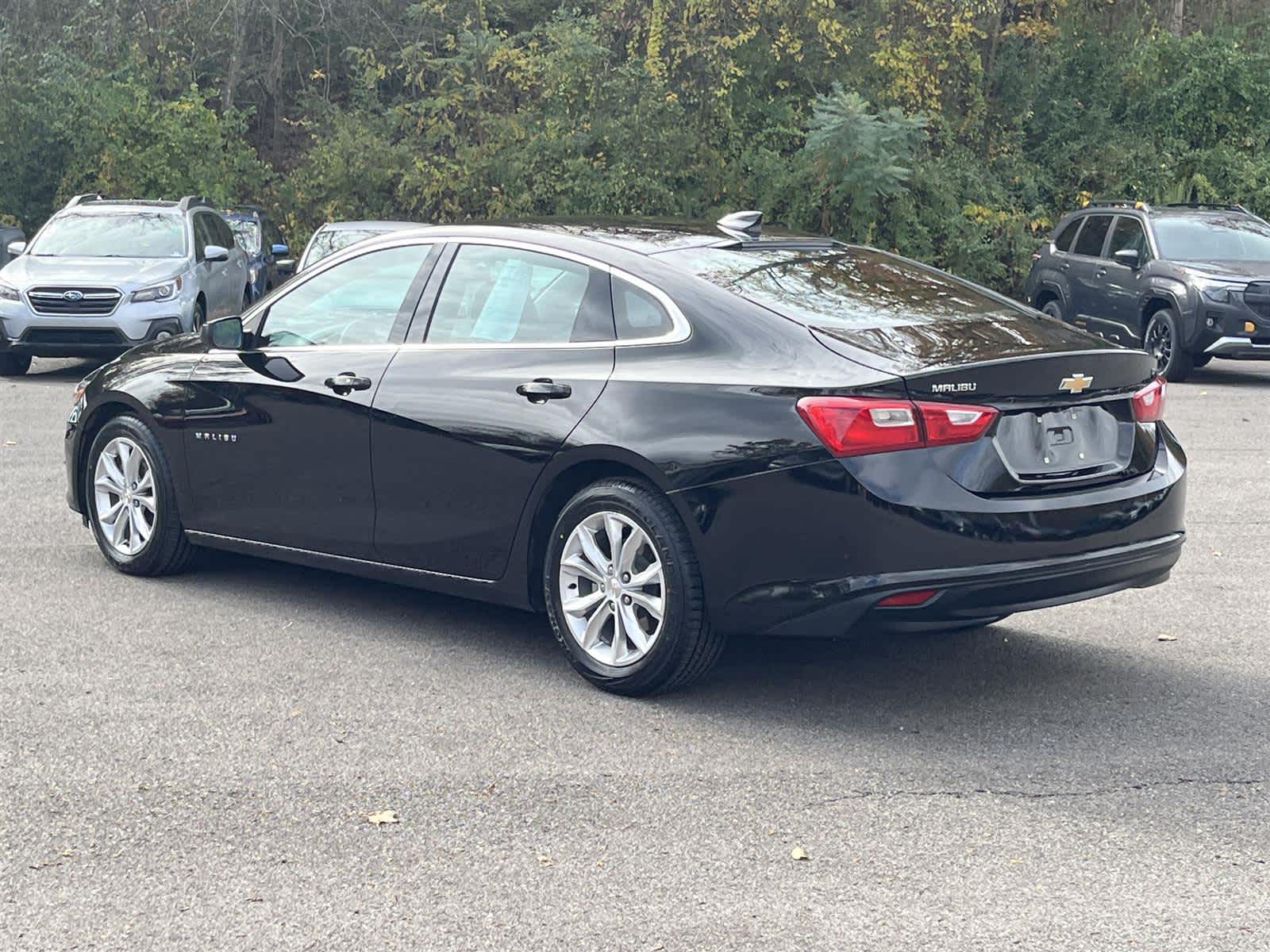 Thumbnail: 2023 Chevrolet Malibu - 3