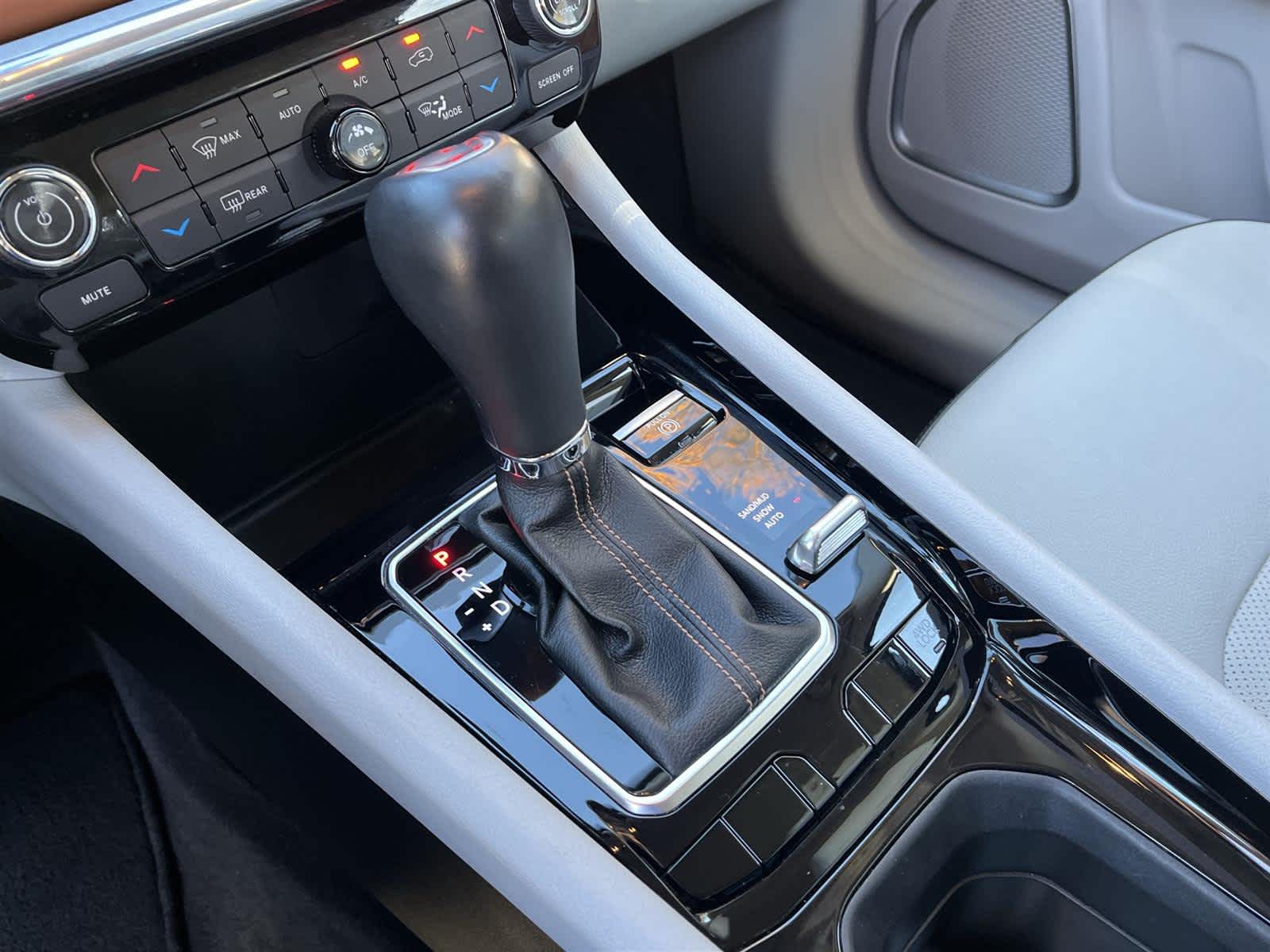 Thumbnail: 2022 Jeep Compass - 25