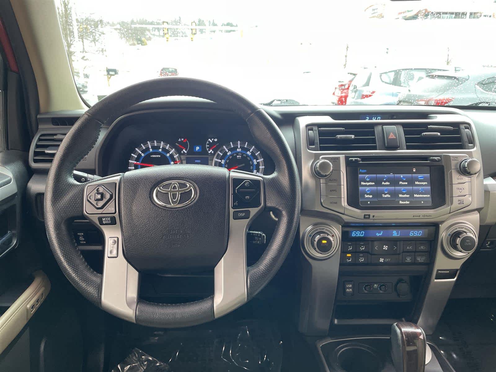 Thumbnail: 2017 Toyota 4Runner - 19