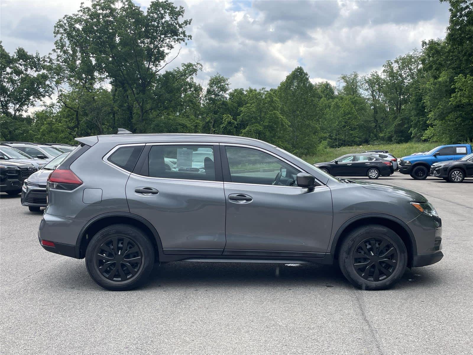 Thumbnail: 2018 Nissan Rogue - 4