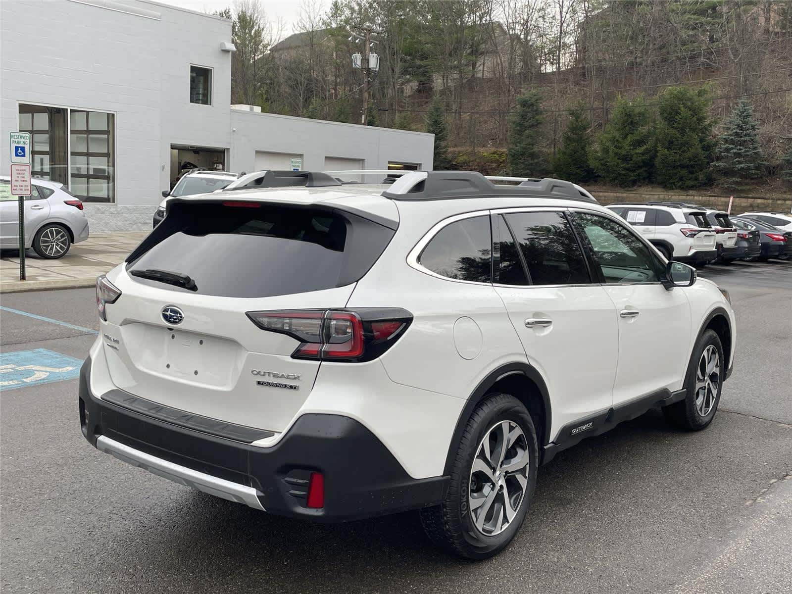 Thumbnail: 2022 Subaru Outback - 6