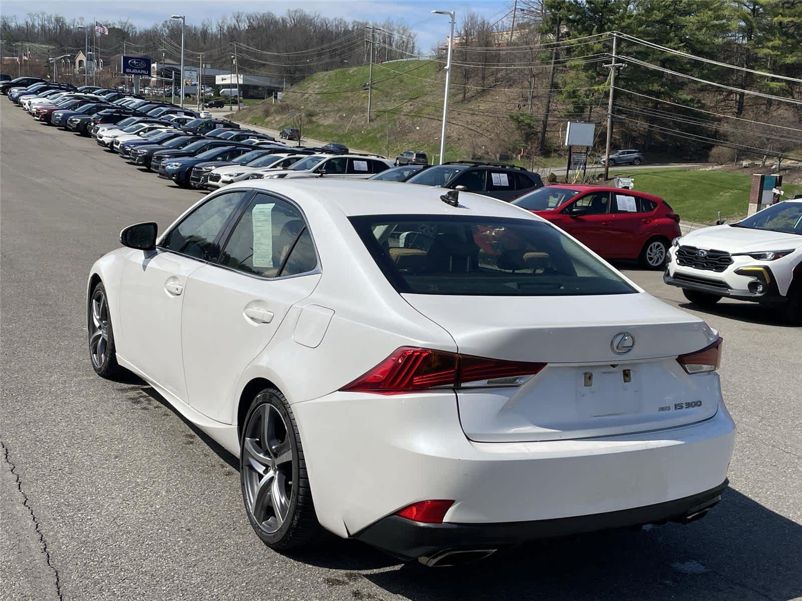 Thumbnail: 2017 Lexus IS - 3