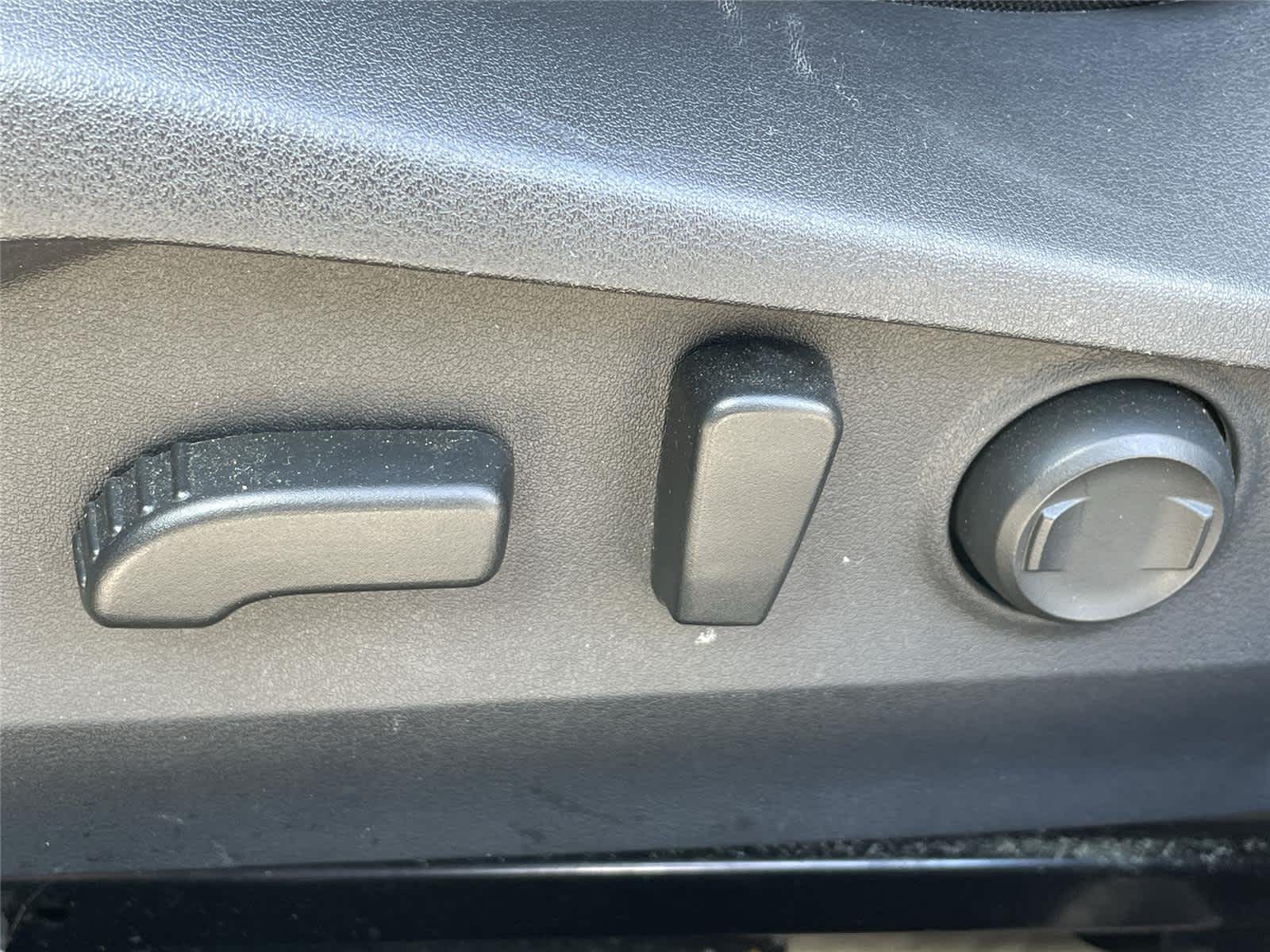 Thumbnail: 2021 Subaru Outback - 12