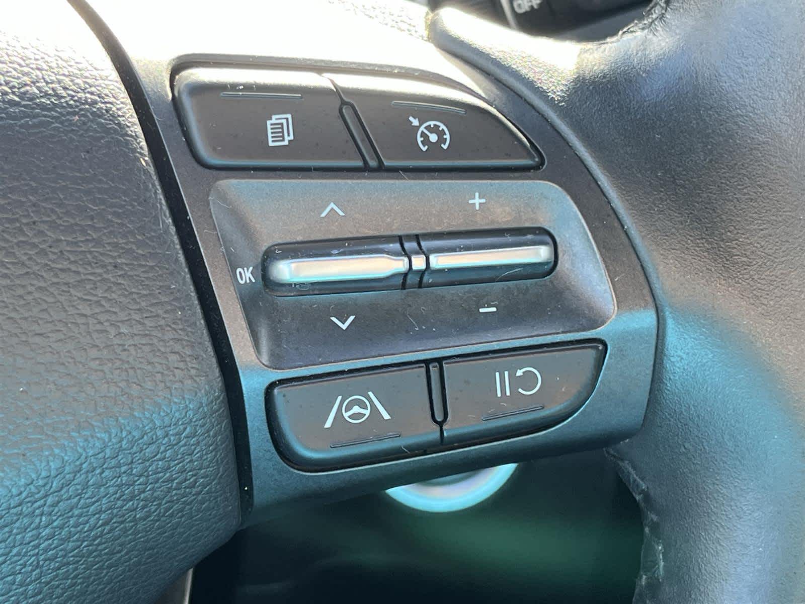 Thumbnail: 2023 Hyundai Kona - 29