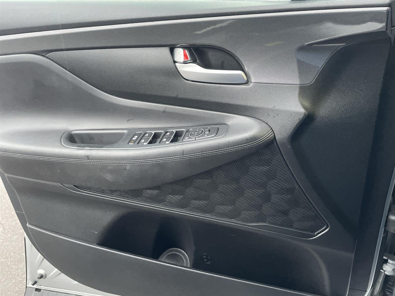 Thumbnail: 2022 Hyundai Santa Fe - 24