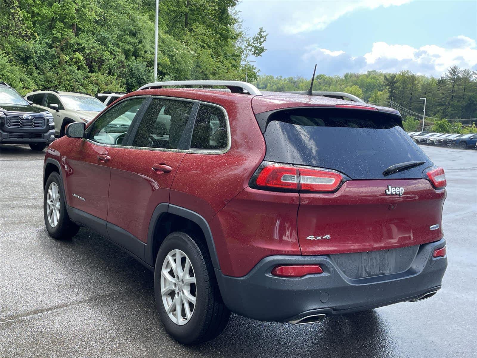 Thumbnail: 2016 Jeep Cherokee - 3