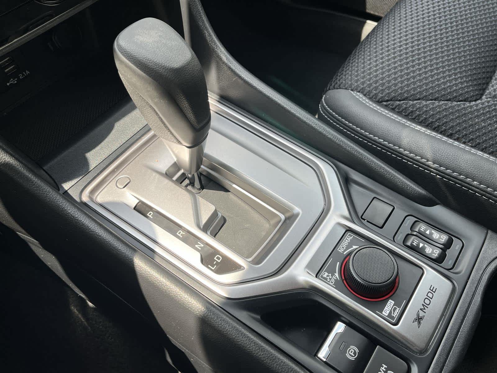 2022 Subaru Forester Premium 24