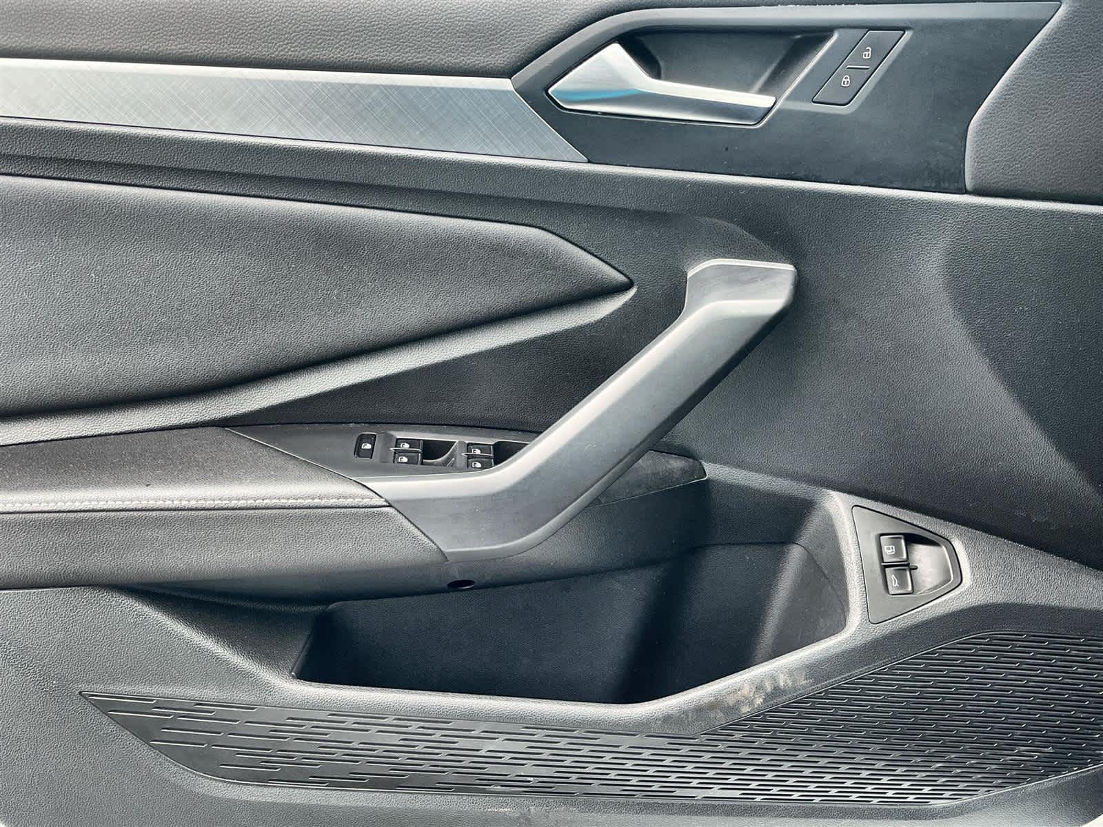 Thumbnail: 2024 Volkswagen Jetta - 26