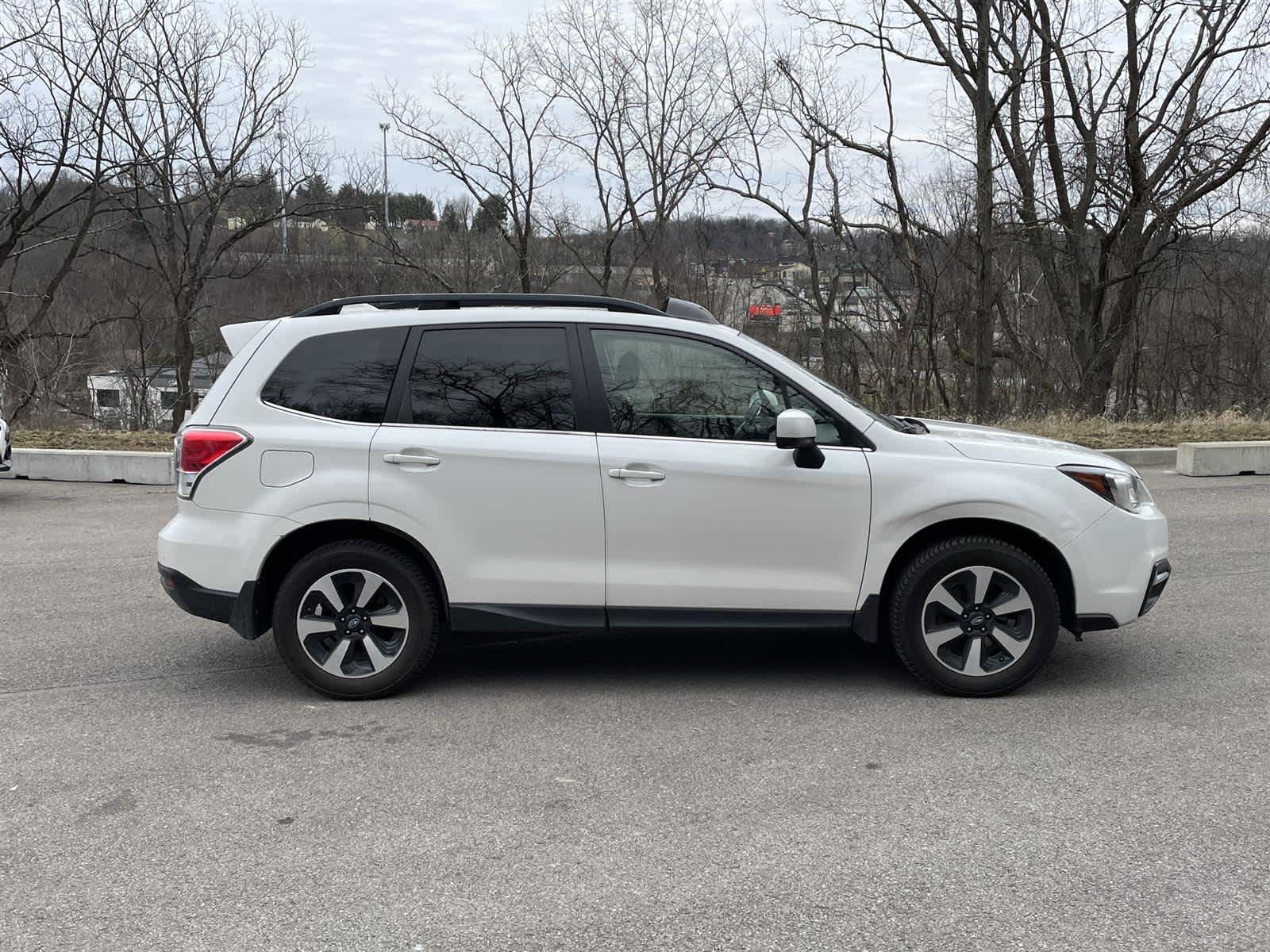 Thumbnail: 2017 Subaru Forester - 3