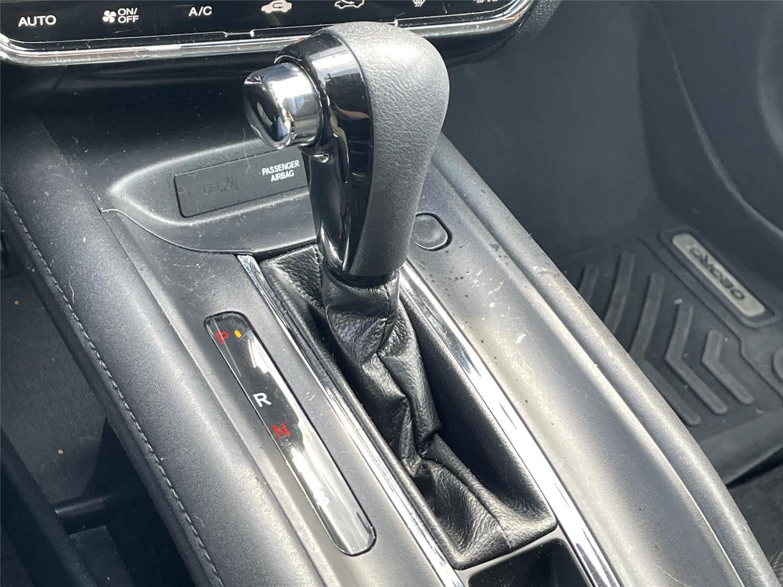 Thumbnail: 2017 Honda HR-V - 18
