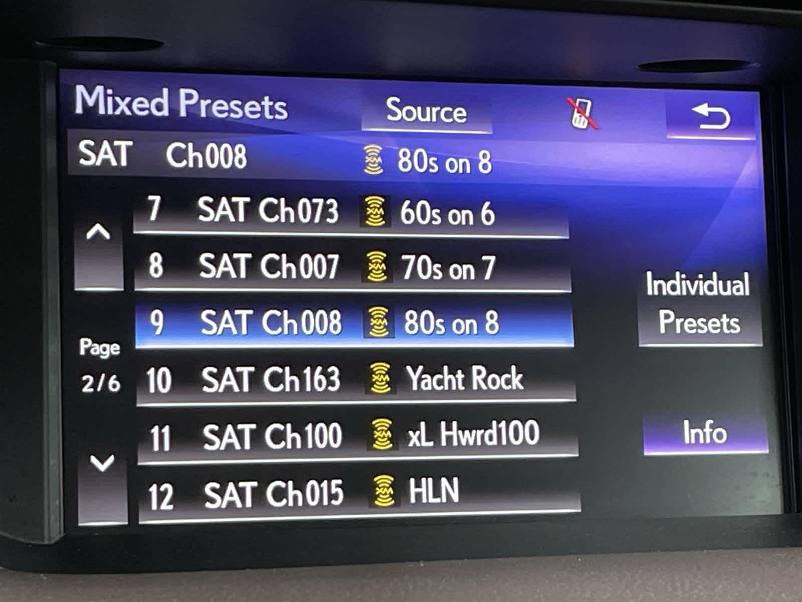 Thumbnail: 2017 Lexus ES - 20