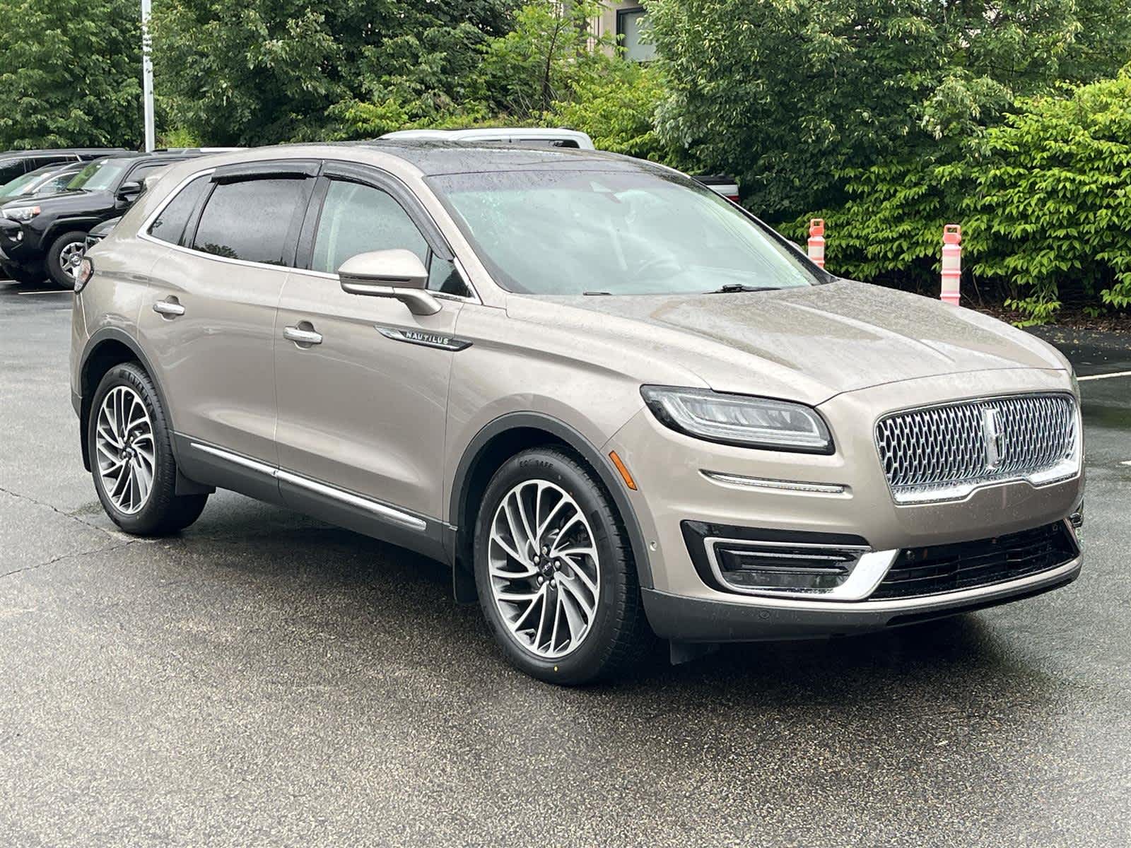 Thumbnail: 2019 Lincoln Nautilus - 7