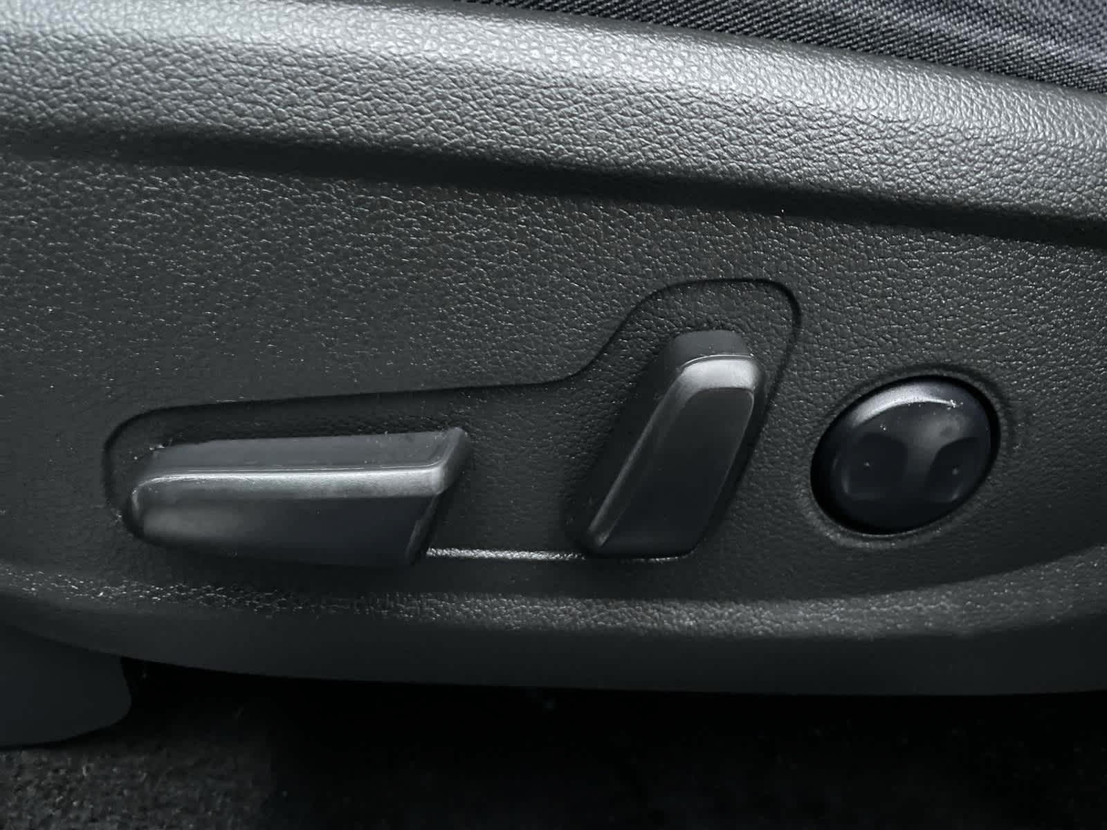 Thumbnail: 2023 Hyundai Santa Fe - 13