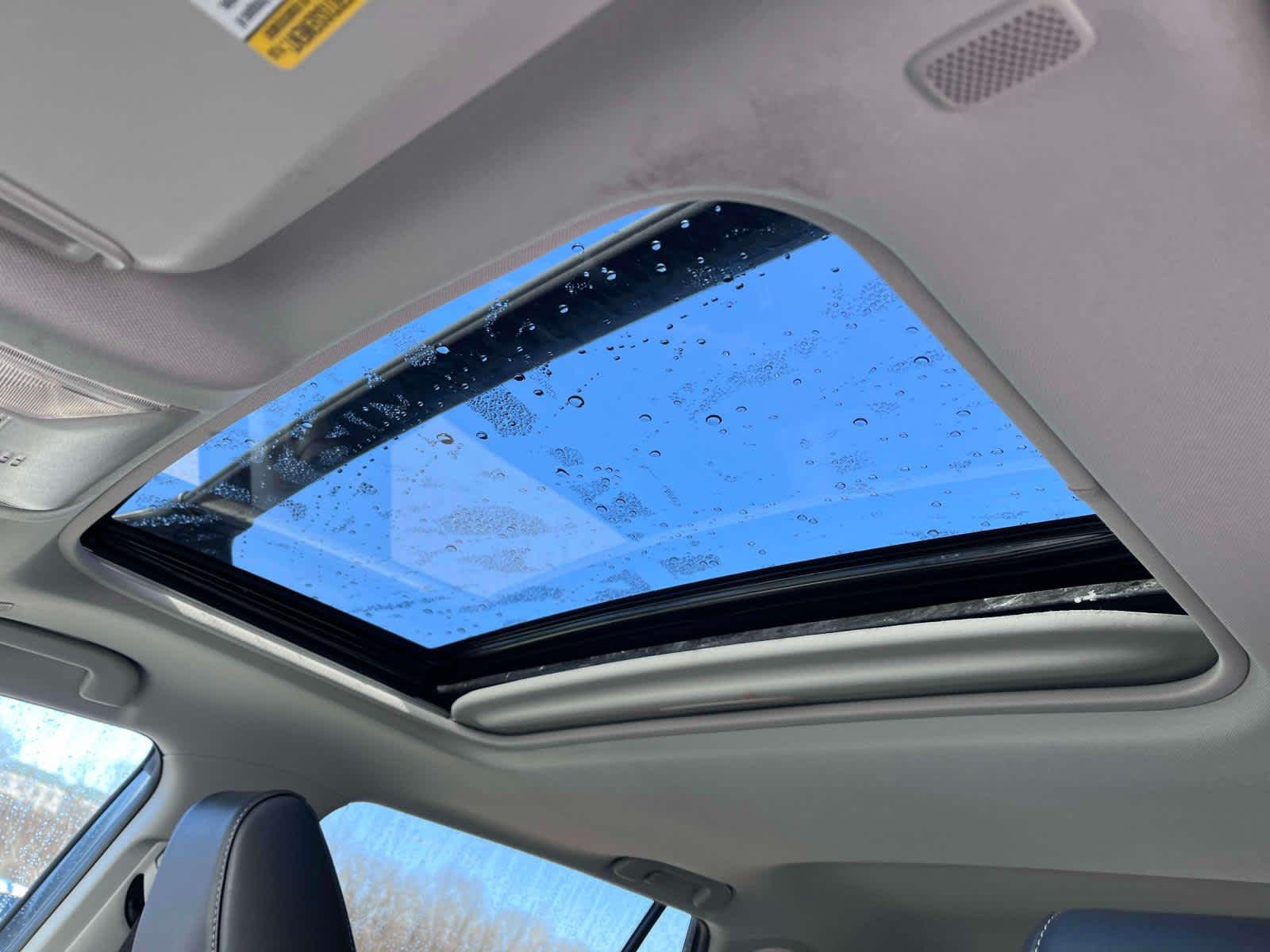 Thumbnail: 2024 Toyota RAV4 - 10