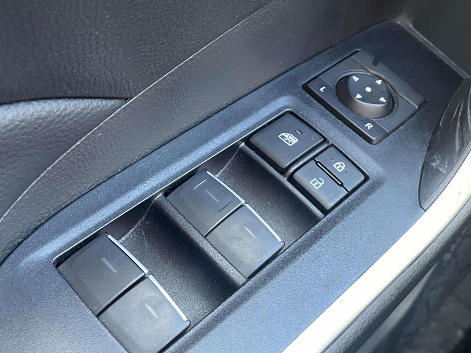 Thumbnail: 2024 Toyota RAV4 - 17